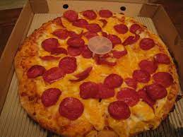 Hurry up and place your order now! Cheesy Pepperoni Pizza Hut S Photo In Kuala Terengganu East Coast Openrice Malaysia