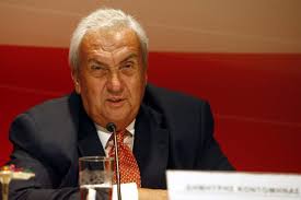 Τα νερά του ιονίου απολαμβάνει η κωνσταντίνα σπυροπούλου. Dhmhtrhs Kontomhnas Mononews