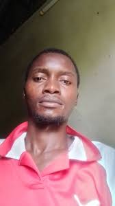 Nwi muroshoma,,rino bwere pwa kizungu rinaifwadze,, namala komenti futifuti 