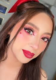 Michelle Stuckey's Instagram, Twitter & Facebook