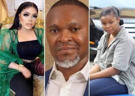 Following the release of the music video for her emi ni baller single, she became the first female musician to peak at number 1 on the mtv base official naija top 10 chart. Err Gej1k Qxjm