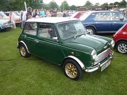 List Of Mini Limited Editions Wikipedia The Free Encyclopedia Mini Cars Mini Cooper British Racing Green
