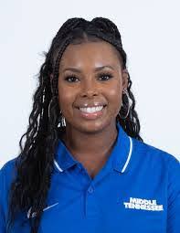 Natasha Hooker's Instagram, Twitter & Facebook