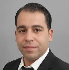 تفضلّو معنا, مشوار بالشختورة ع صخرة الروشة ♥ البحر رايق, وصار فينا نضهر ♥  Video by: lebanon_photo_session Ihab El Awar #dreamoflebanon