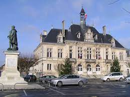 Founded in the ninth century to house a relic of saint john the baptist, and rebuilt in the 14th. File Stjeany1 Jpg Wikipedia