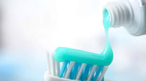 Duh Kandungan Dalam Pasta Gigi Bikin Bakteri Makin Sakti