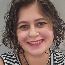 Eu sempre detestei academia, o ambiente era hostil pra mim, eu me sentia  fora do contexto, desconectada de tudo. Eu mentia pra mim mesma que aquele  lugar era bom porque eu estava