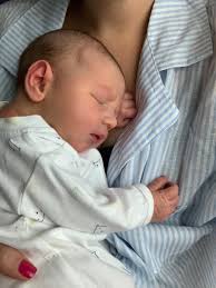 Mum gives birth alone in shower: Unexpected delivery.