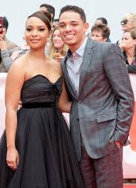 Rafi gavron as rez gavron, a music producer and ally's manager. Anthony Ramos Picture 1 43rd Toronto International Film Festival A Star Is Born Premiere