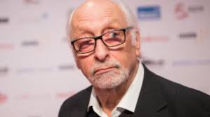 Komiker karl dall hat erzählt, was er nach seiner festnahme wegen vergewaltigungsvorwürfen im gefängnis erlebte. Comedian Karl Dall Has Died At The Age Of 79 Teller Report