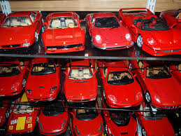 Hot wheels retro entertainment magnum pi ferrari 308 gts qv excellent condition. Bburago Hot Wheels 1 18 Lot With 45 Ferrari Models Catawiki