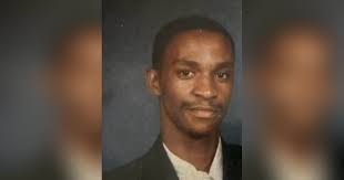 Beth Bronson's Instagram, Twitter & Facebook