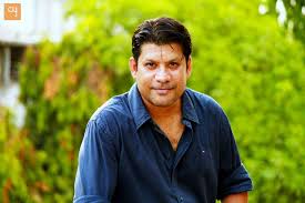 Remember Kachra From Lagaan Here S What He Is Up To These Days Aamir khan'ın yapımcılığını ve başrolünü oynadığı bu film , 2001 senesine damga vurmuştu.i̇ngiliz sömürgesi altında yaşamak zorunda kalan insanların mücadelesini anlatan bir film.