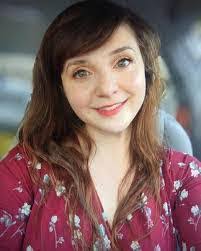 Laura Israelson's Instagram, Twitter & Facebook