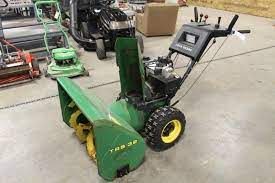 Secondary deck drive belt (32). John Deere Trs 32 Snowblower 2 Stage 32 Smith Sales Llc