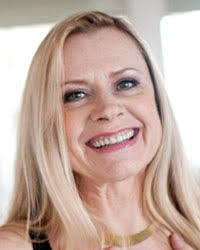 Jill Hendrickson's Instagram, Twitter & Facebook