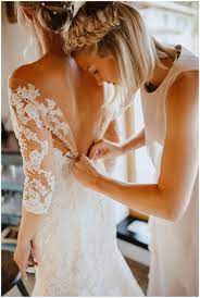 Wunderschöne brautkleider im katalog vom hersteller. Hochzeit In Den Bergen Hochzeitsfotografin Allgau Hochzeit Ann Katrin Braun Hochzeit In Den Bergen Alpe Dorn Kleid Hochzeit Kleider Hochzeitsfotograf