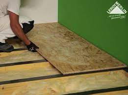 Comment Poser Un Plancher Osb Sur Lambourdes Leroy Merlin Plancher Osb Isolation Plancher Bois Osb