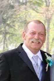 Roger Kees's Instagram, Twitter & Facebook