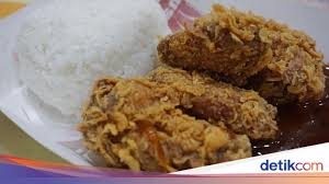 Fire chicken wings a la richeese ayam goreng tulang lunak ayam bacem super mantap dan sambal terasi goreng. Anda Pilih Mana Fried Chicken Harga Rp 16 Ribu An Atau Rp 7 Ribu An