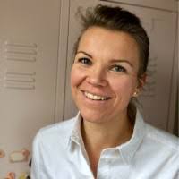 Ann Socha's Instagram, Twitter & Facebook