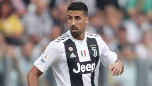 It's been even longer since khedira, once considered a key cog in juve's starting lineup that advanced to the second of two champions league finals in the span of three years, was the player that first showed up in turin. Juventus Midfielder Sami Khedira Signs New 2 Year Contract Extension At La Vecchia Signora Ht Media