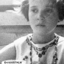 BARBARA ÖBERG SJÖGRENS, 91, STARKA ROMANDEBUT Bilden på omslaget till  romanen ”Dieselingenjören” (Virens, 2022) visar en sexårig flicka, vars  ansiktsuttryck speglar återhållen sorg och bottenlös besvikelse. Det  gripande porträttet på bokens författare