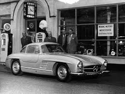 Modern Girls Old Fashioned Men Mercedes Benz 300 Mercedes Benz Mercedes