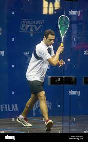Men Finals Of Cathay Pacific Sun Hung Kai Financial Hong Kong Squash Open 2012 Ramy Ashour Vs James Willstrop Ramy Ashour Claimed The Women S Title Hong Kong Dec 2 2012 Stock Photo Alamy