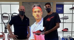 Prima il più basso riferimento: Mizuno E Lorenzo Sonego Per Due Anni Di Nuovo Insieme