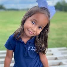 Melody Ramsey's Instagram, Twitter & Facebook