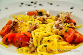 Alzare la fiamma, quindi aggiungere i moscardini. Spaghetti Con Moscardini Di Cervia Ricette Di Una Mamma Celiaca