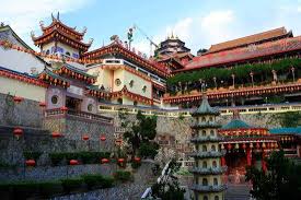 Construction of kek lok si began in the late 19th century, and has continued unabated for over a hundred years. Kek Lok Si During Chinese New Year Penang Malaysia You Re Not From Around Here Are You