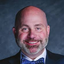 Pat Espinosa's Instagram, Twitter & Facebook