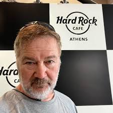 On this date in 1991, Neil Young, Sonic Youth and Social Distortion played  the RPI Fieldhouse in Troy. This line-up still blows me away 30 years  later. Who was lucky enough to