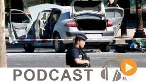 La police a dressé un périmètre de sécurité après l'agression au couteau ayant eu lieu à paris, samedi 12 mai 2018. Journal Info 12h00 Du Dimanche 12 Mai 2018