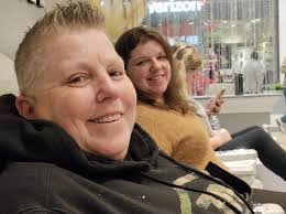 Lilly Capps's Instagram, Twitter & Facebook