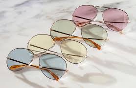 Tornamos as compras online dos seus óculos simples, eficientes. Trend Oculos Com Lente Colorida Transparente Sabrina Dalmolin
