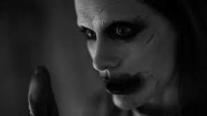 Decidido a garantizar que el último sacrificio de superman no fuera en vano, bruce wayne alinea fuerzas con diana prince con planes de reclutar un equipo de metahumanos para proteger al mundo de una. Asi Luce El Nuevo Joker Para La Liga De La Justicia De Zack Snyder Marca Claro Usa