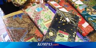 The market offers huge variety of traditional products and souvenirs such as batik and brocade, metal products such as cooking ware and utensils, grocery. Pasar Malaysia Rasa Indonesia Halaman All Kompas Com