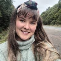 Amelia Gates's Instagram, Twitter & Facebook