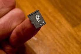 Microsd cards are commonly used in things such as smartphones, dash cams and basically any small device. Microsd Vs Minisd Difference And Comparison Diffen