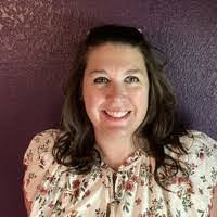 Laura Menzel's Instagram, Twitter & Facebook