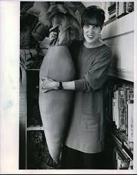 Waiting for wings tells the story an emerging caterpillar in a september: Author Lois Ehlert Captivated Children With Chicka Chicka Boom Boom