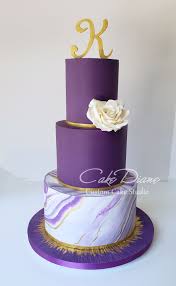 Black And Gold Marble Cake Purple And Gold Marble Cake With Single White Rose Purple Cakes Birthday Cake Purple Wedding Cakes