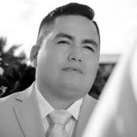 30+ perfiles de «Aaron Heredia»