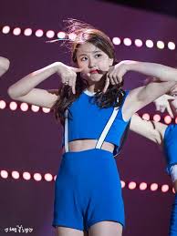 Twice Chaeyoung Has Surprisingly Big Muscles For Her Age Koreaboo Kpop Girls Muscle Big Muscles