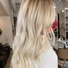 As blonde hair tends to be more porous, consider using shades with an element of warmth because cool shades may leave it looking duller and flat. Full Guide To Lowlights Highlights Vs Lowlights What S The Difference