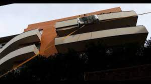 How To Do A Balcony Lift By Sydney Domain Furniture Removals Youtube