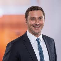 Daniel Herling's Instagram, Twitter & Facebook